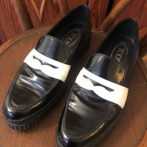 Tod’s Loafers black & white thick sole size 6.5
